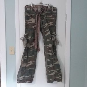 Twenty One Camo/Cargo Pants L